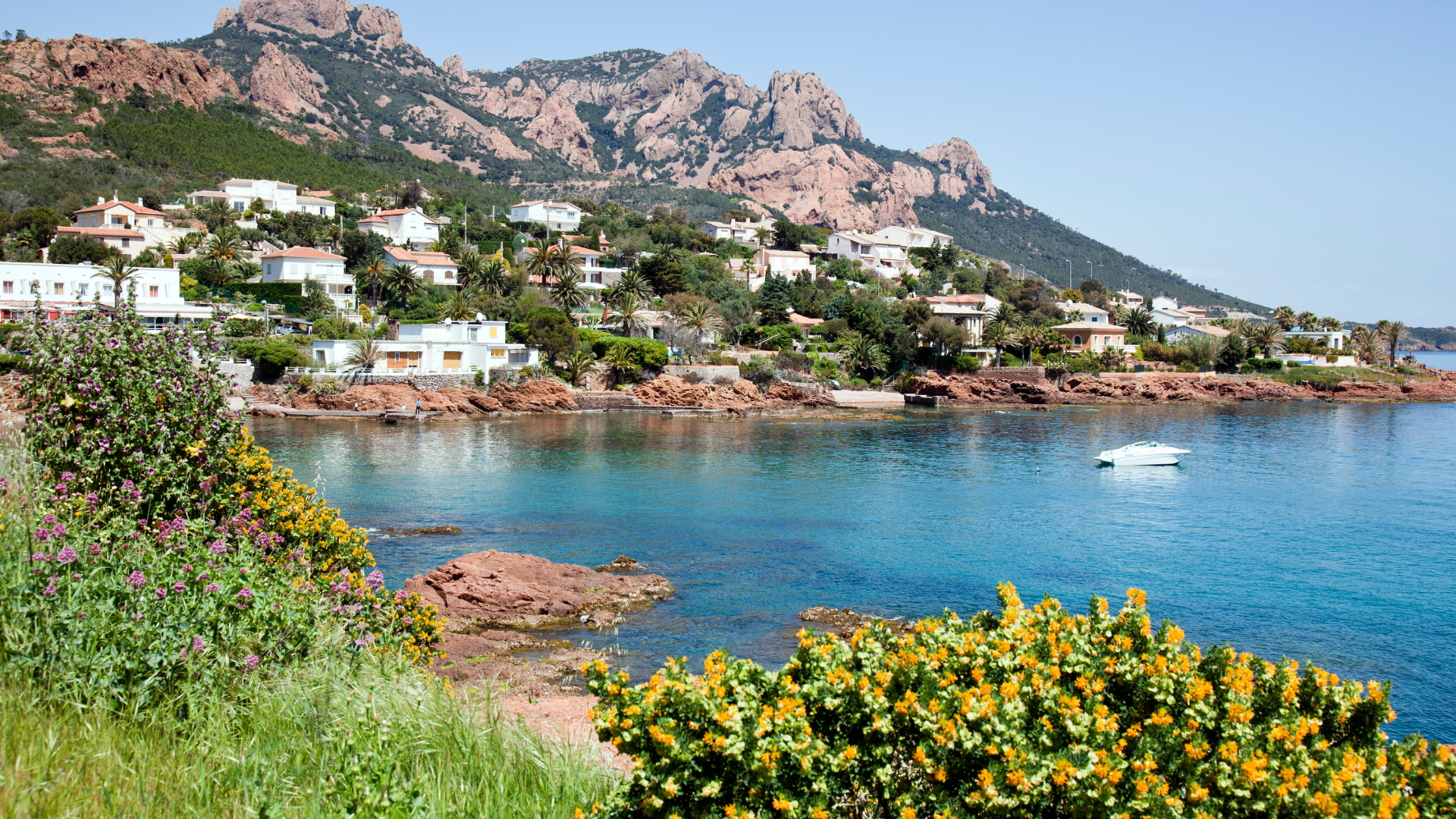 French Riviera insider's guide — panoramic view of Côte d'Azur coastline