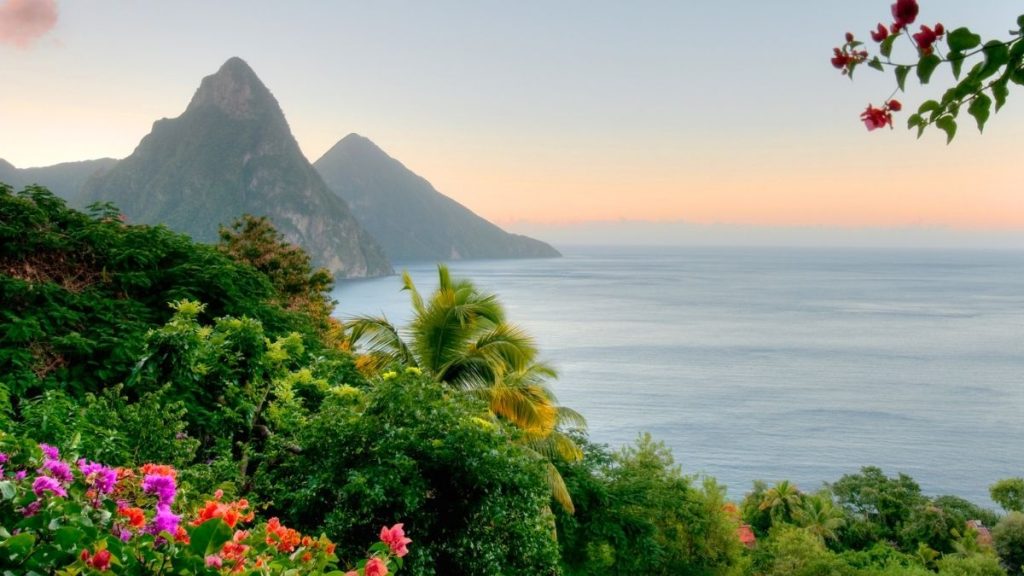 Discover top Four Seasons Yacht routes across the Med & Caribbean. Explore curated 5, 7, and 10-night sailings and book with VIP perks.
